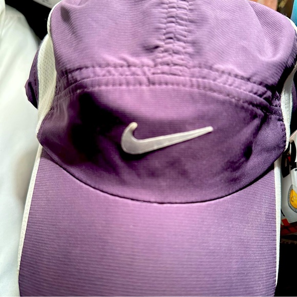 Nike Dri Fit Hat Cap Feather lite OSFM Golf Hat Adjustable - Picture 2 of 12